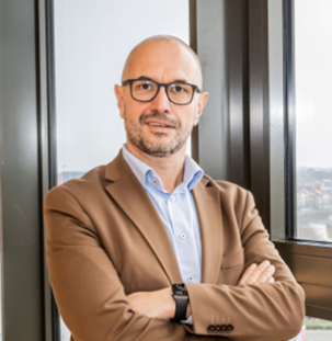 Tom Laveren